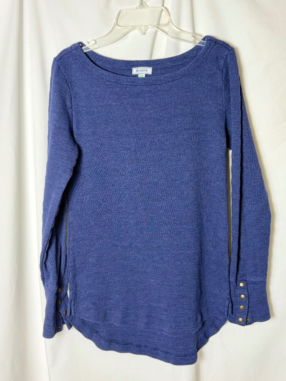 Susina Long Sleeve Blue Waffle Fabric Sweater w/Brass Snaps Size Small